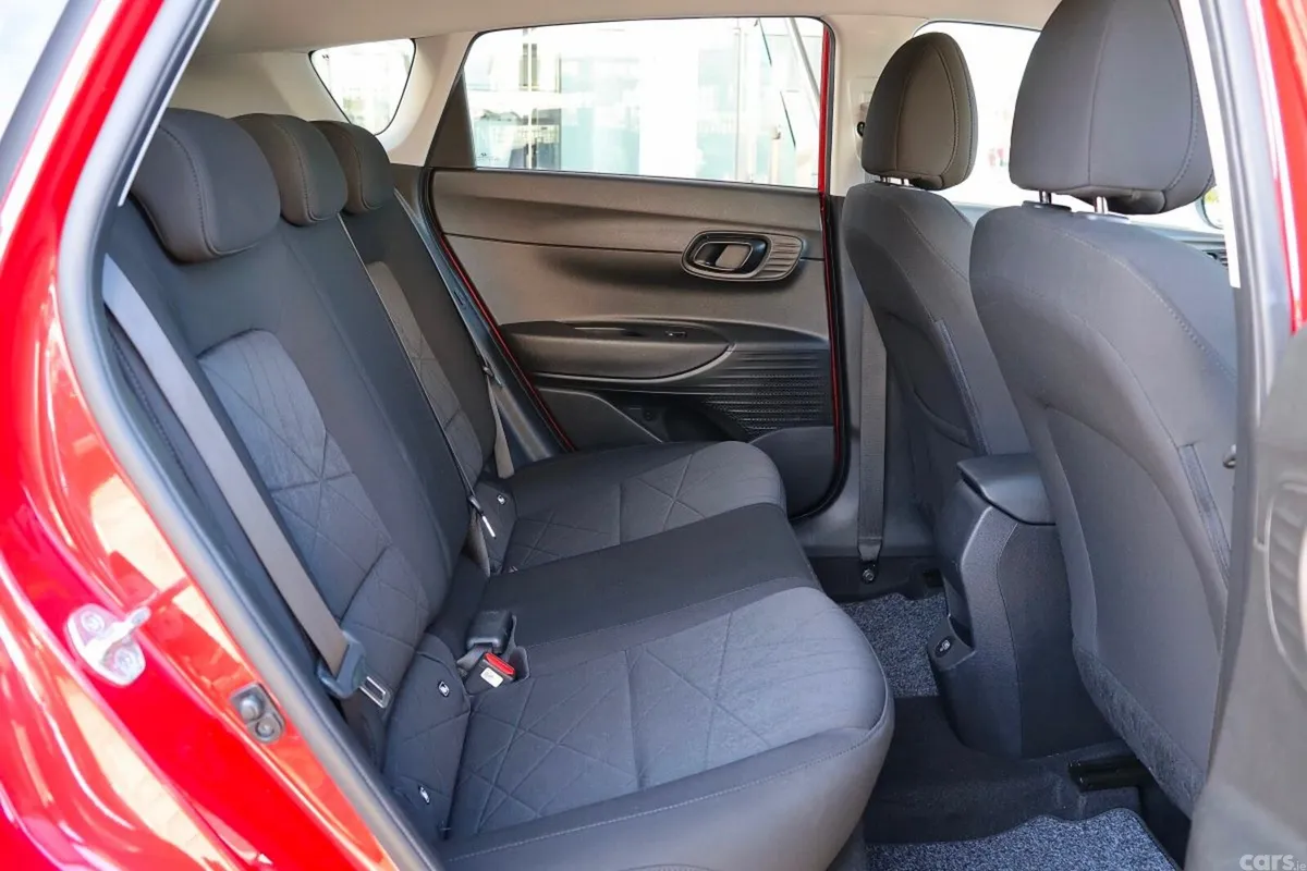 Hyundai Bayon Estate, Petrol, 2021, Red