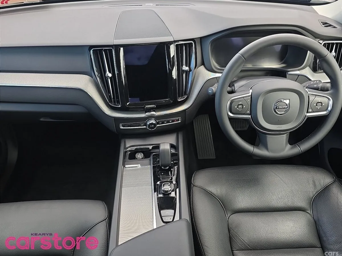 Volvo XC60 SUV, Petrol Hybrid, 2023, Blue