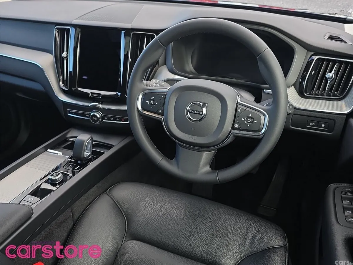 Volvo XC60 SUV, Petrol Hybrid, 2023, Blue