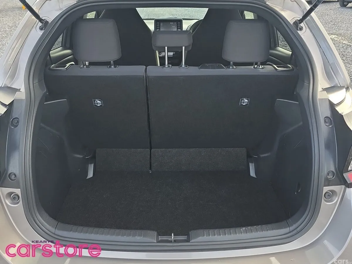 Toyota Yaris Hatchback, Petrol Hybrid, 2021, Brown
