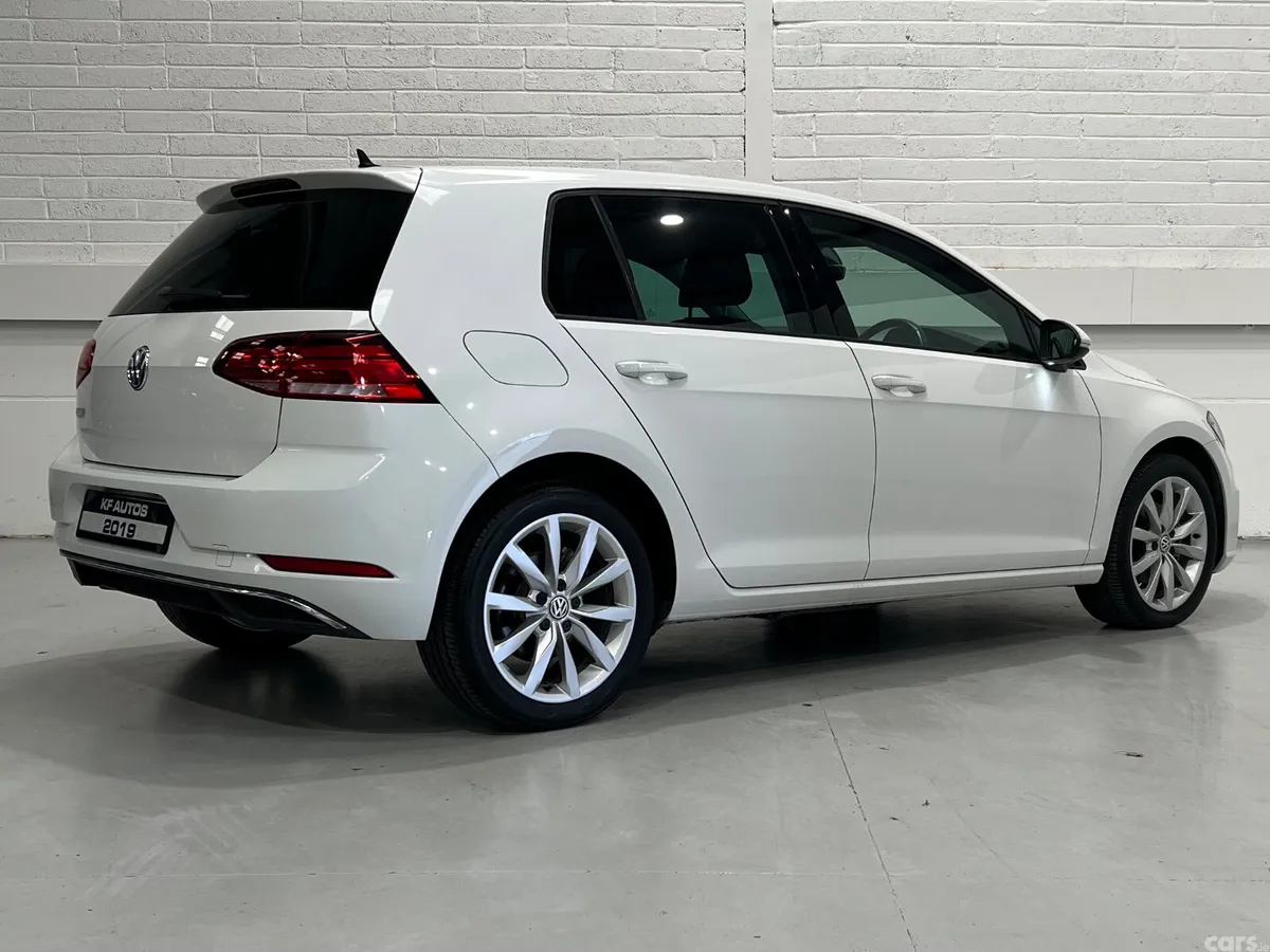 Volkswagen Golf Hatchback, Petrol, 2019, White