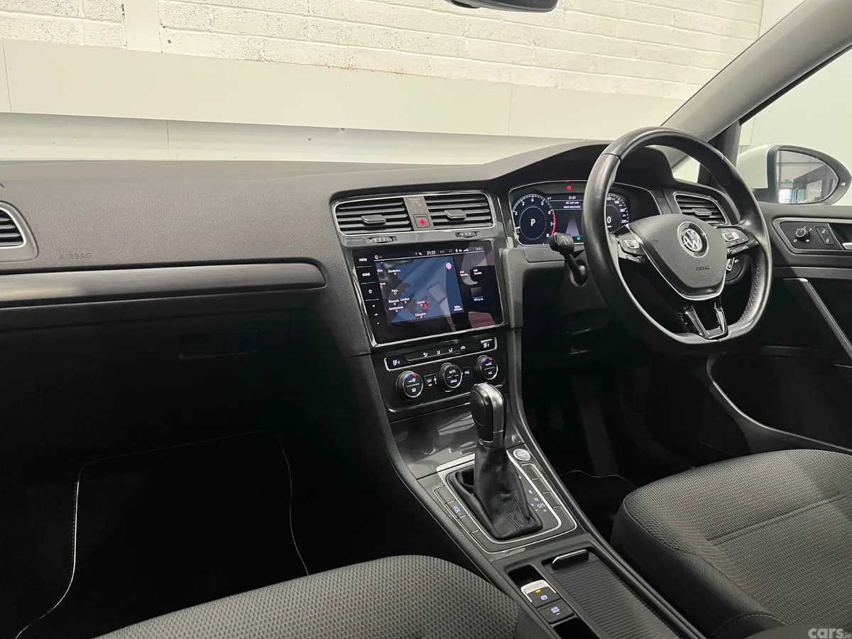 Volkswagen Golf Hatchback, Petrol, 2019, White