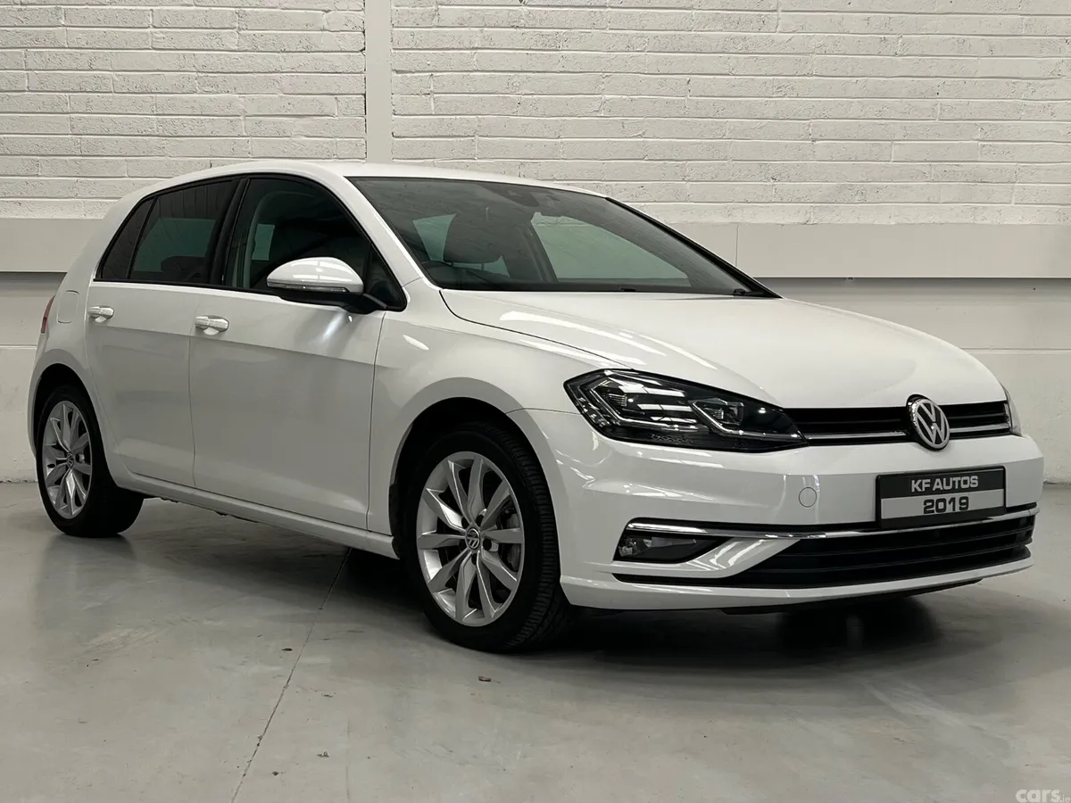 Volkswagen Golf Hatchback, Petrol, 2019, White