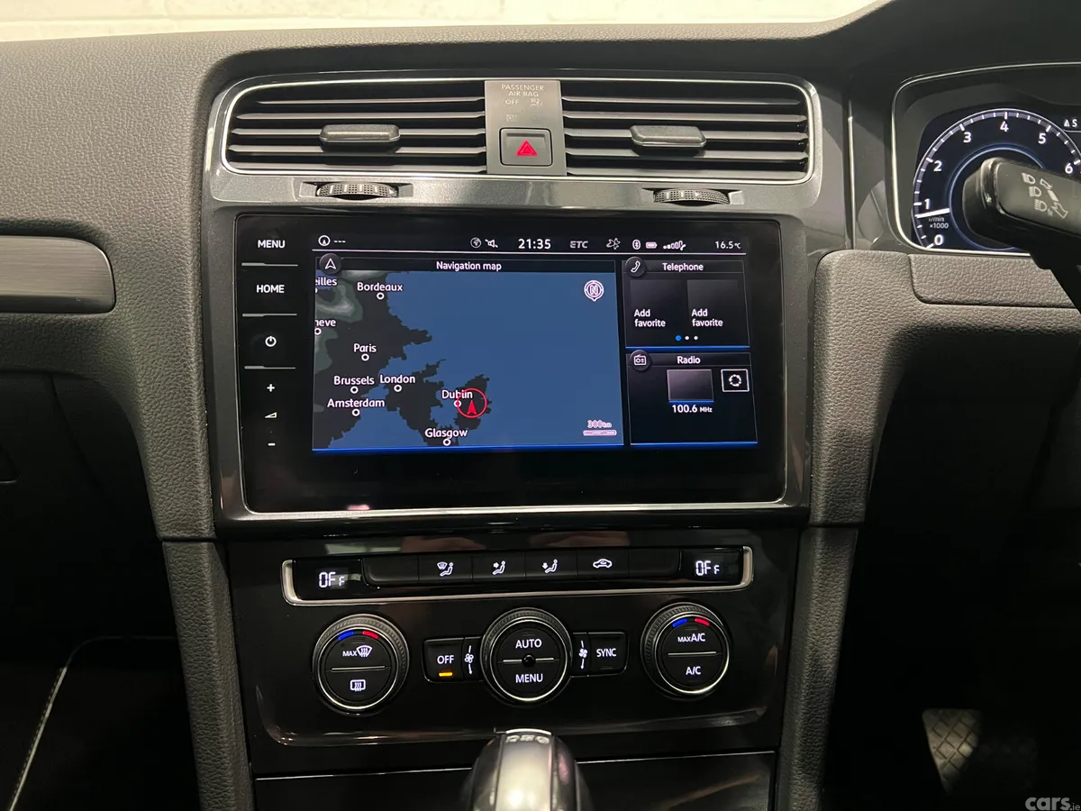 Volkswagen Golf Hatchback, Petrol, 2019, White
