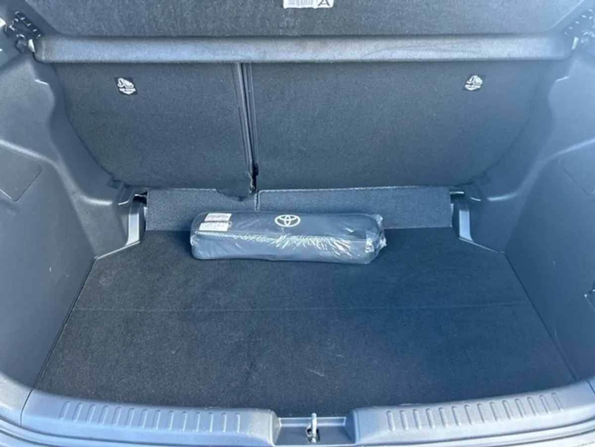 Toyota Yaris Hatchback, Petrol, 2024, Grey
