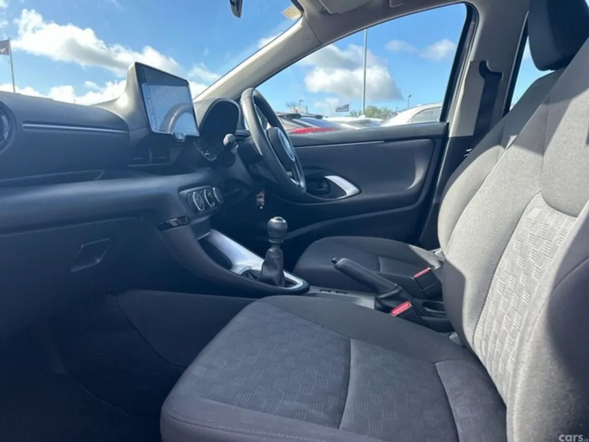 Toyota Yaris Hatchback, Petrol, 2024, Grey