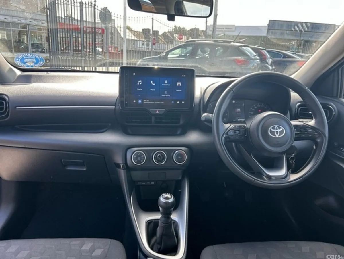 Toyota Yaris Hatchback, Petrol, 2024, Grey