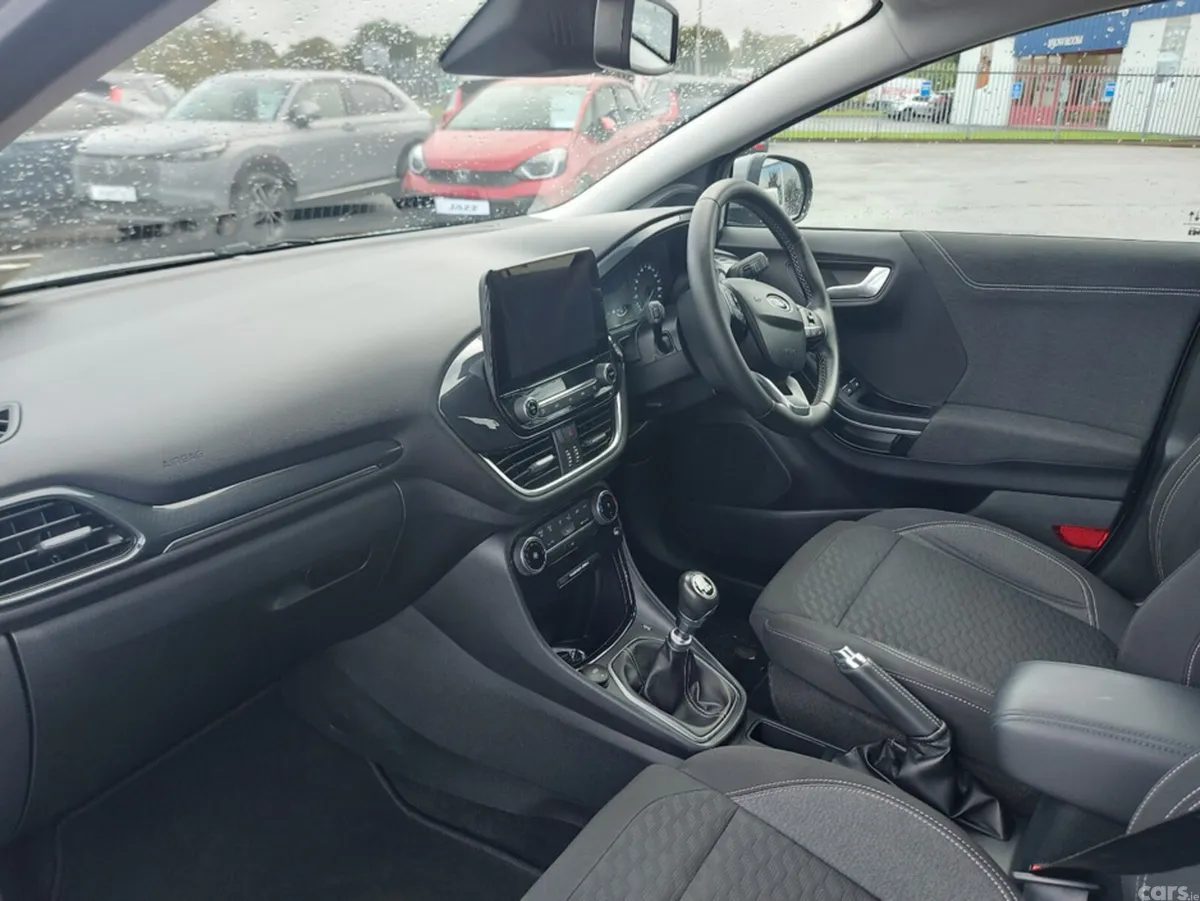 Ford Puma MPV, Petrol, 2022, Grey
