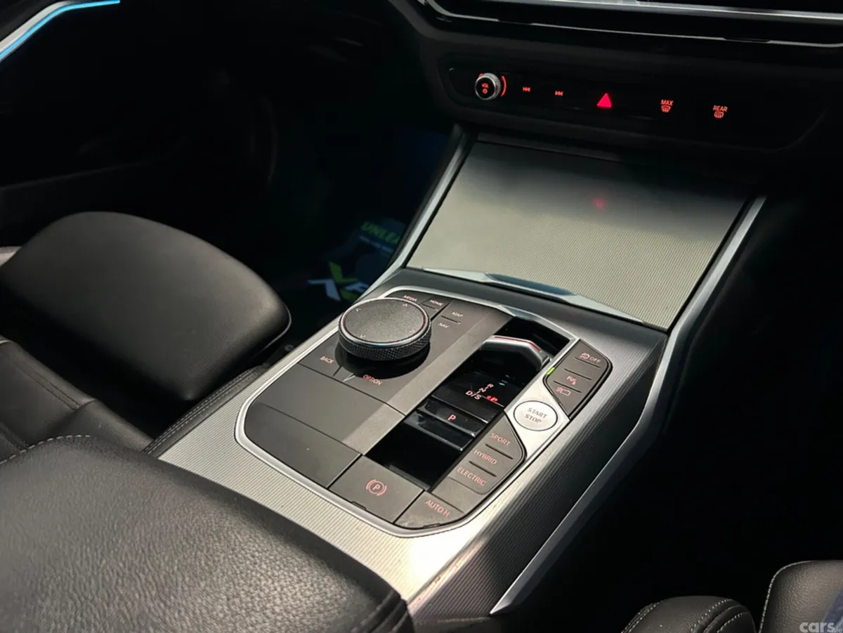BMW 3-Series Saloon, Petrol Plug-in Hybrid, 2023, Grey