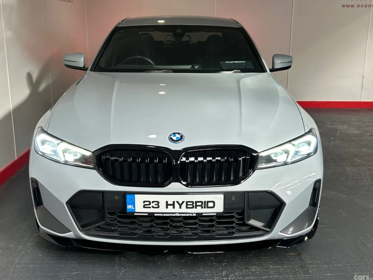 BMW 3-Series Saloon, Petrol Plug-in Hybrid, 2023, Grey