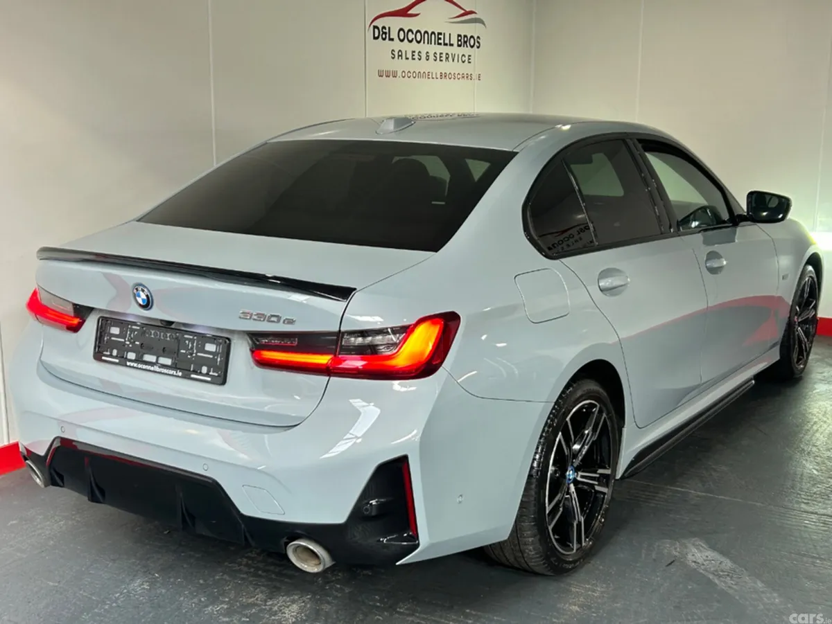 BMW 3-Series Saloon, Petrol Plug-in Hybrid, 2023, Grey