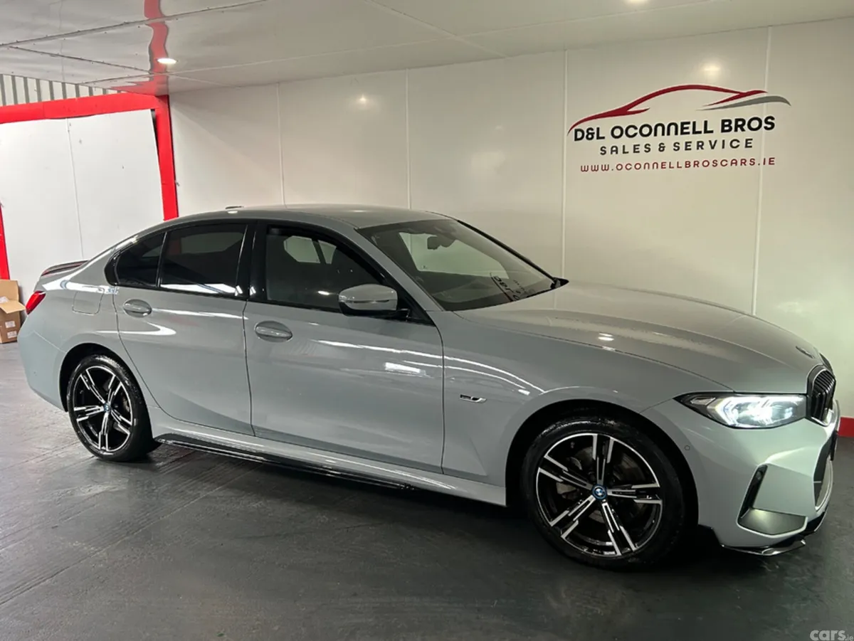 BMW 3-Series Saloon, Petrol Plug-in Hybrid, 2023, Grey