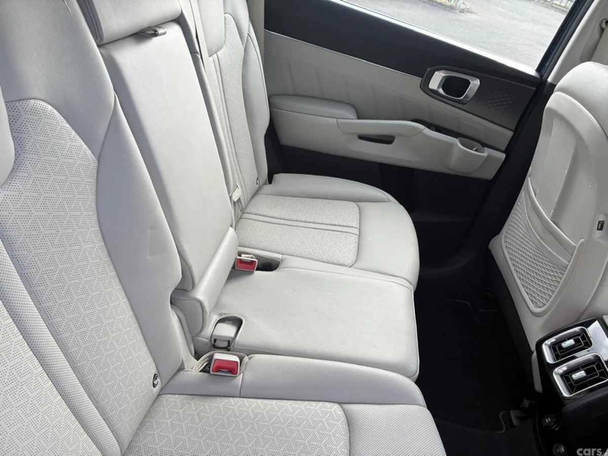Kia Sorento MPV, Diesel, 2023, Blue