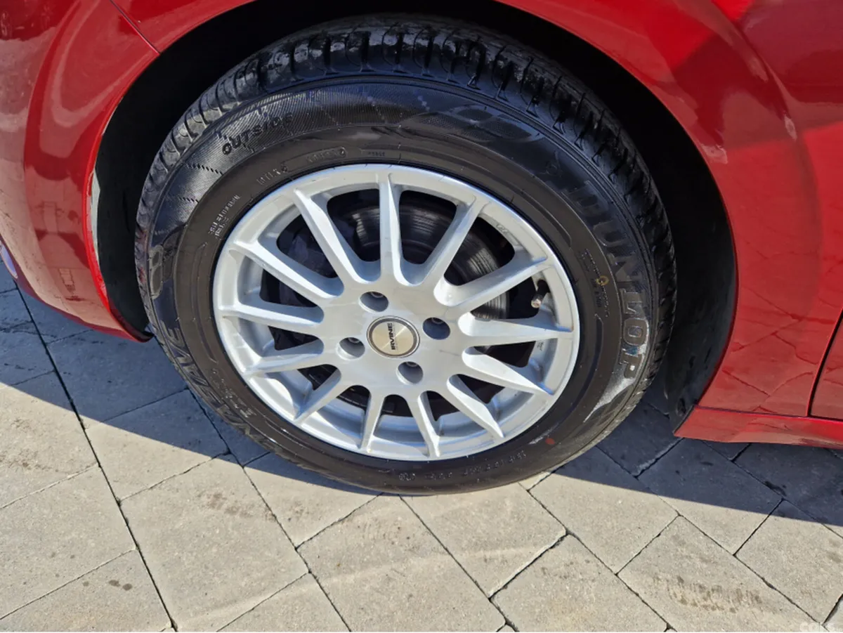Peugeot 208 Hatchback, Petrol, 2018, Red