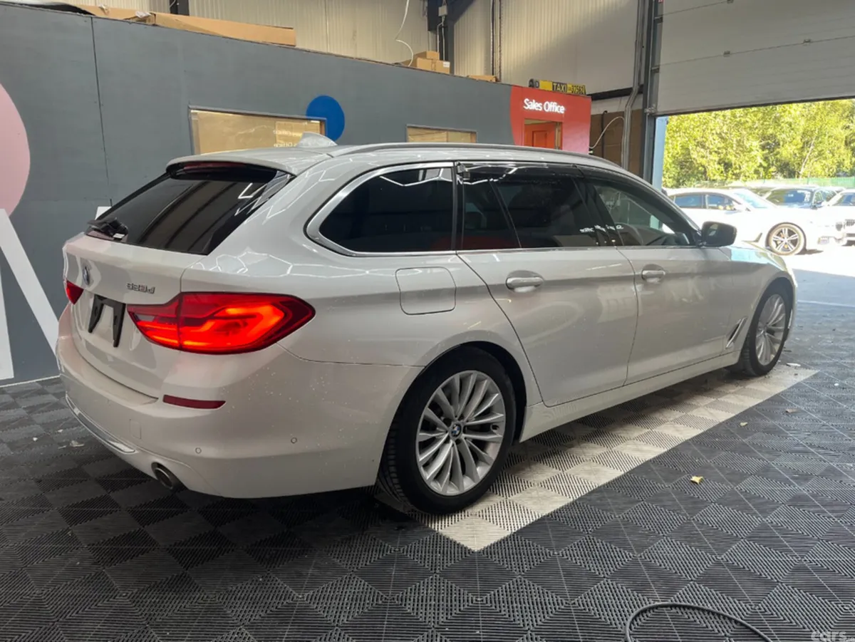 BMW 5-Series Estate, Diesel, 2020, White