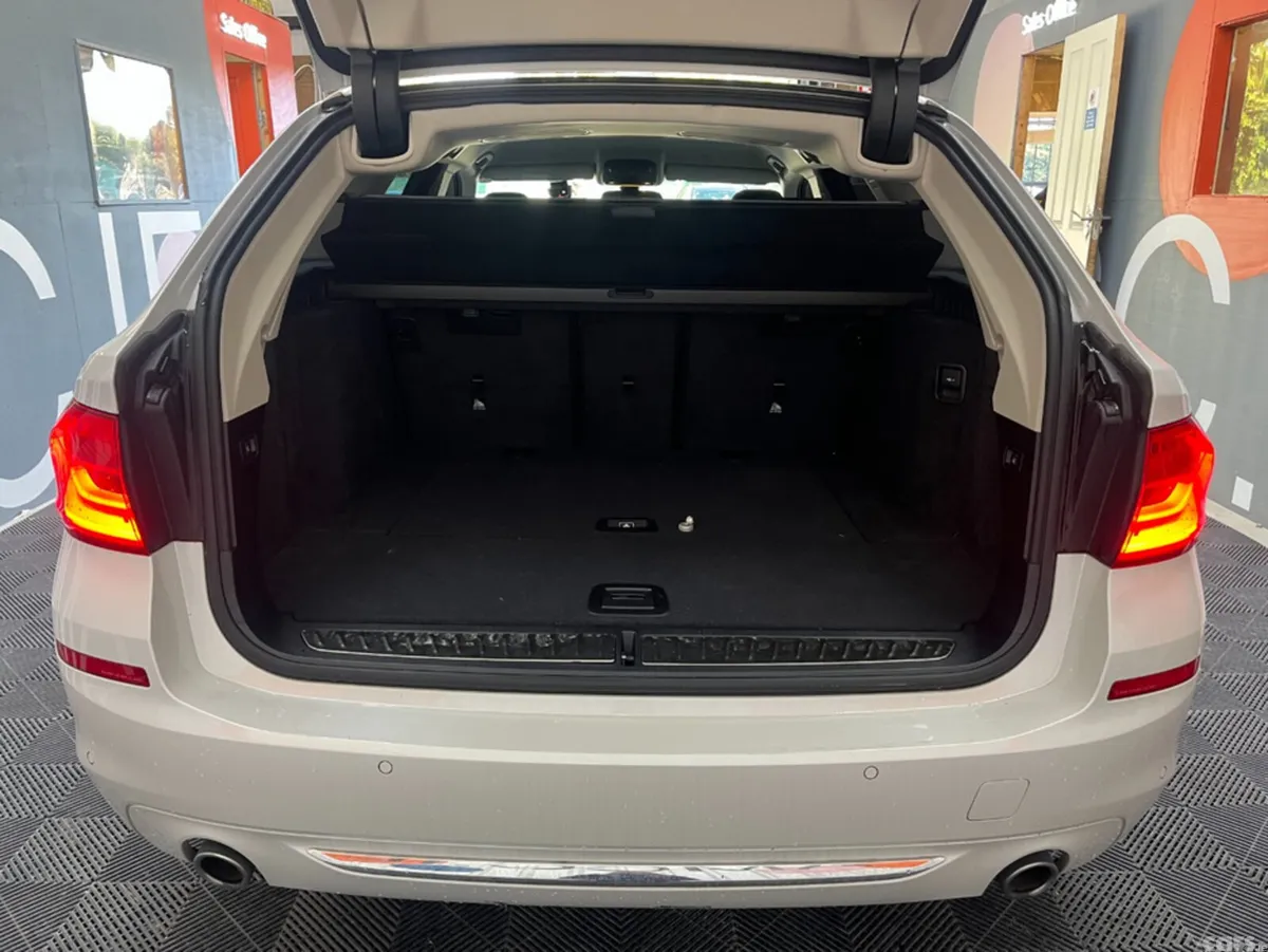BMW 5-Series Estate, Diesel, 2020, White