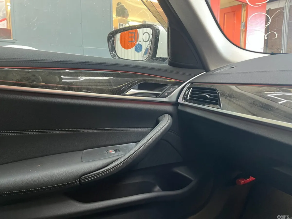 BMW 5-Series Estate, Diesel, 2020, White
