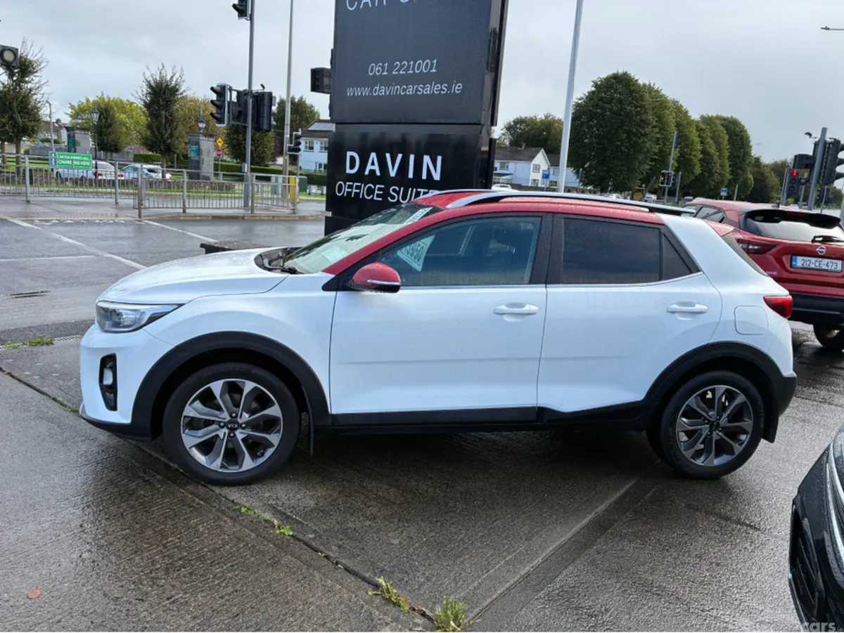 Kia Stonic Estate, Petrol, 2019, White