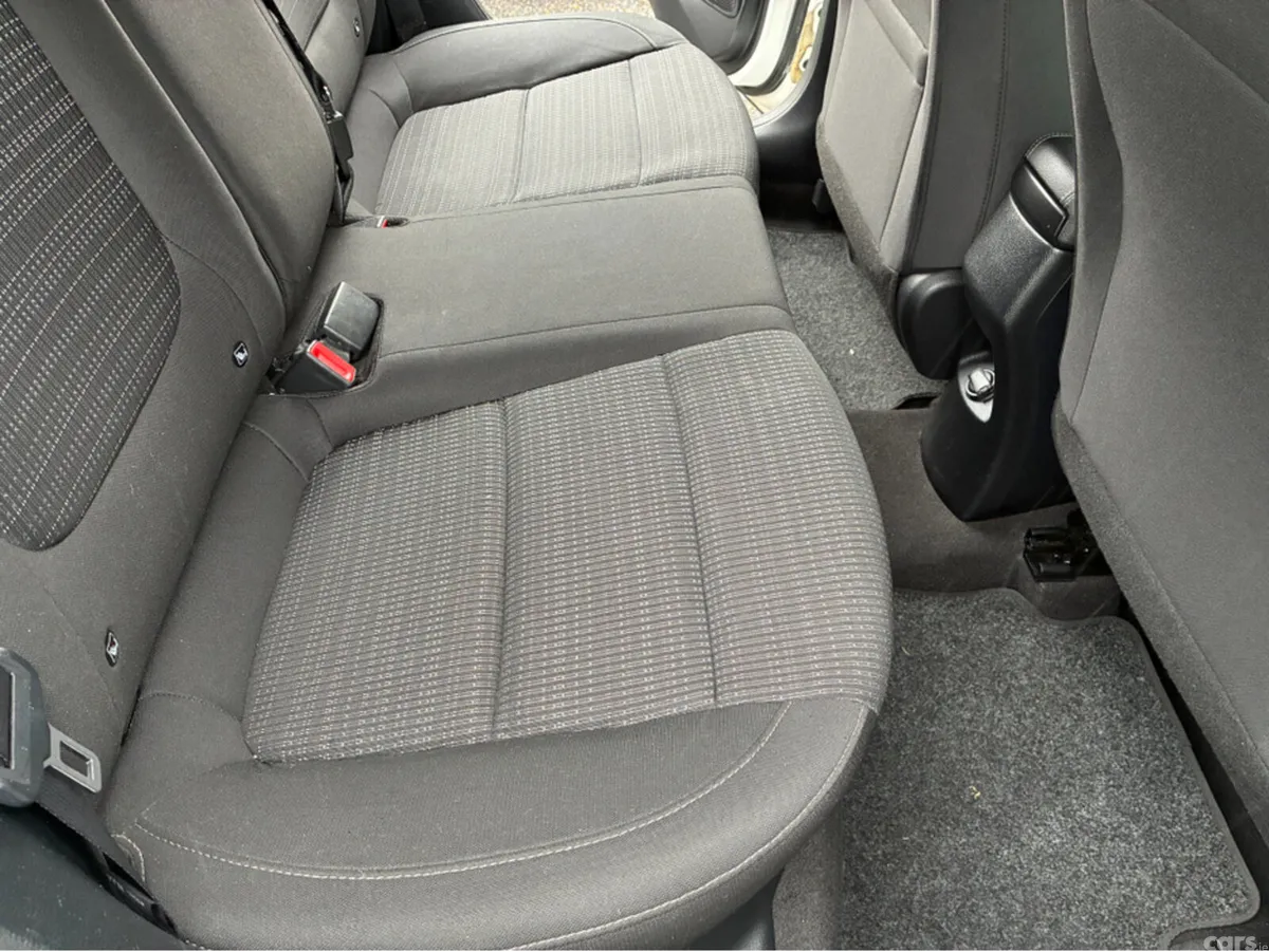 Kia Stonic Estate, Petrol, 2019, White