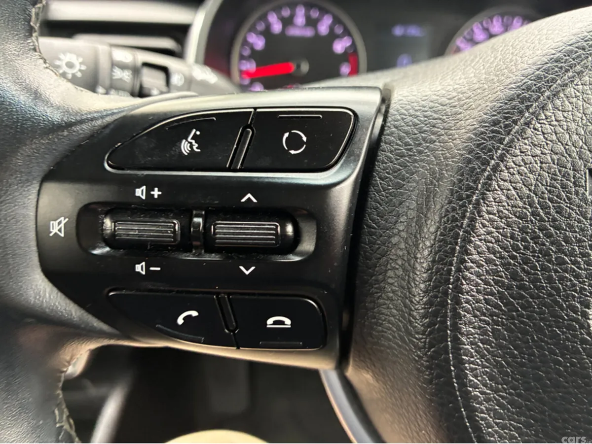 Kia Stonic Estate, Petrol, 2019, White