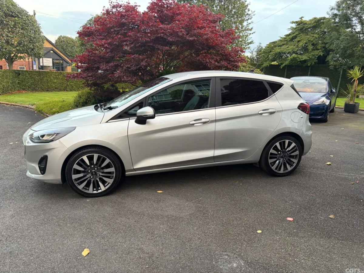 Ford Fiesta Hatchback, Petrol, 2023, Silver