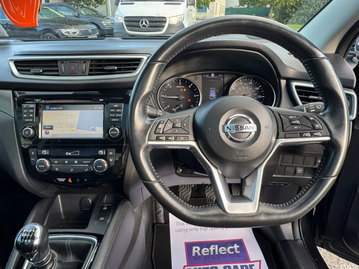 Nissan Qashqai MPV, Diesel, 2019, Black