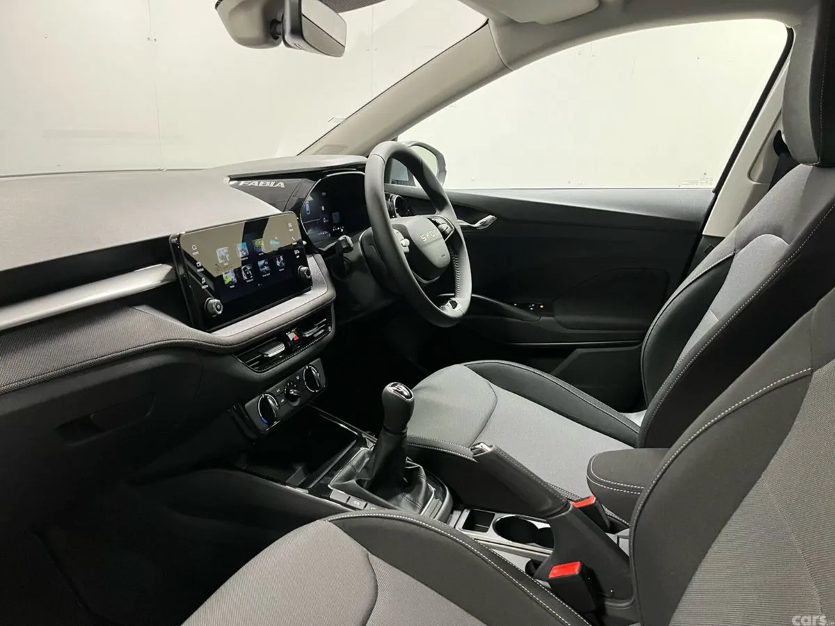 Skoda Fabia Hatchback, Petrol, 2026, Silver