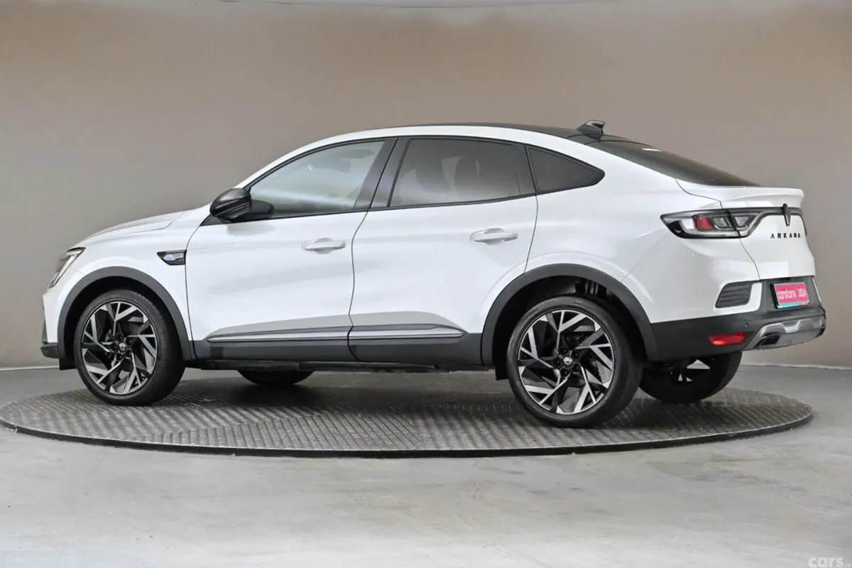 Renault Arkana Hatchback, Petrol, 2024, White