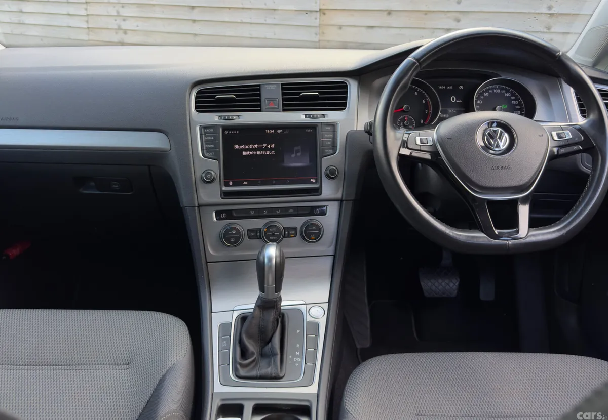 Volkswagen Golf Hatchback, Petrol, 2016, Blue