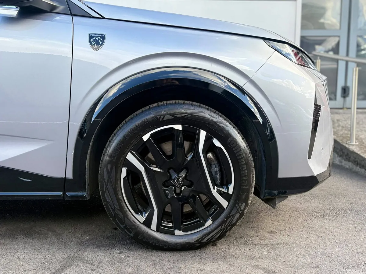 Peugeot 3008 SUV, Electric, 2025, Grey