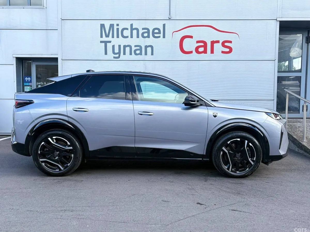 Peugeot 3008 SUV, Electric, 2025, Grey