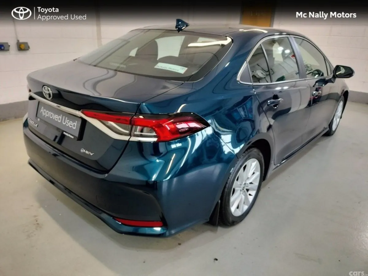 Toyota Corolla Saloon, Petrol Hybrid, 2025, Blue