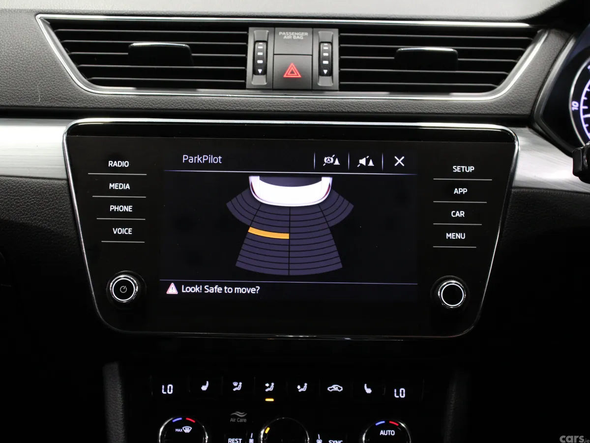 Skoda Superb Saloon, Diesel, 2021, Grey