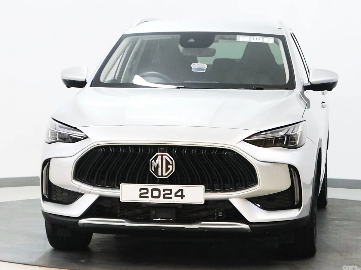 MG HS SUV, Petrol Hybrid, 2024, Silver