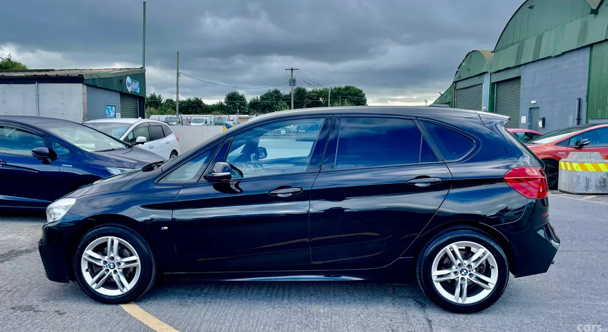 BMW 2-Series Hatchback, Diesel, 2017, Black