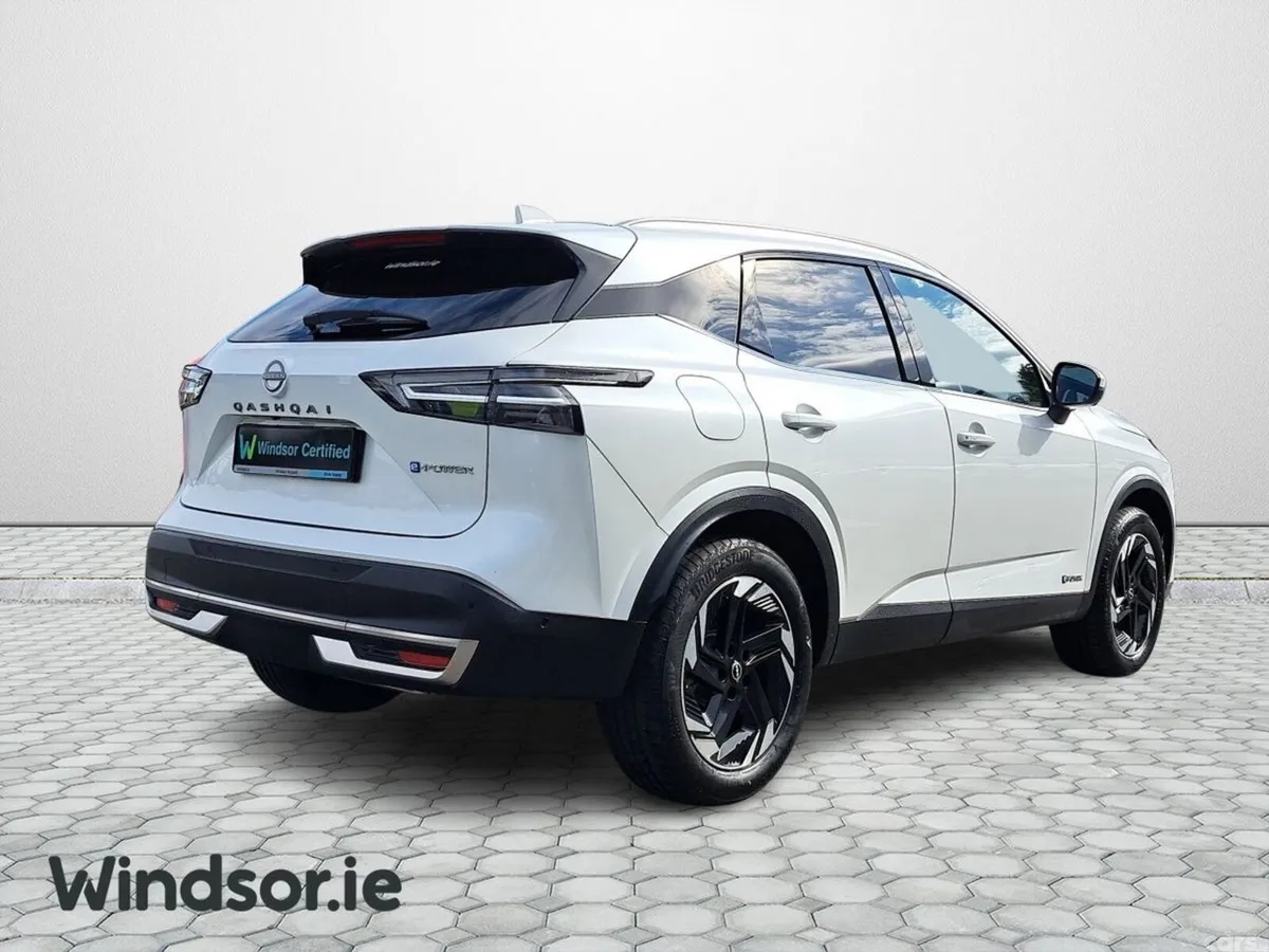 Nissan Qashqai SUV, Petrol Hybrid, 2026, White