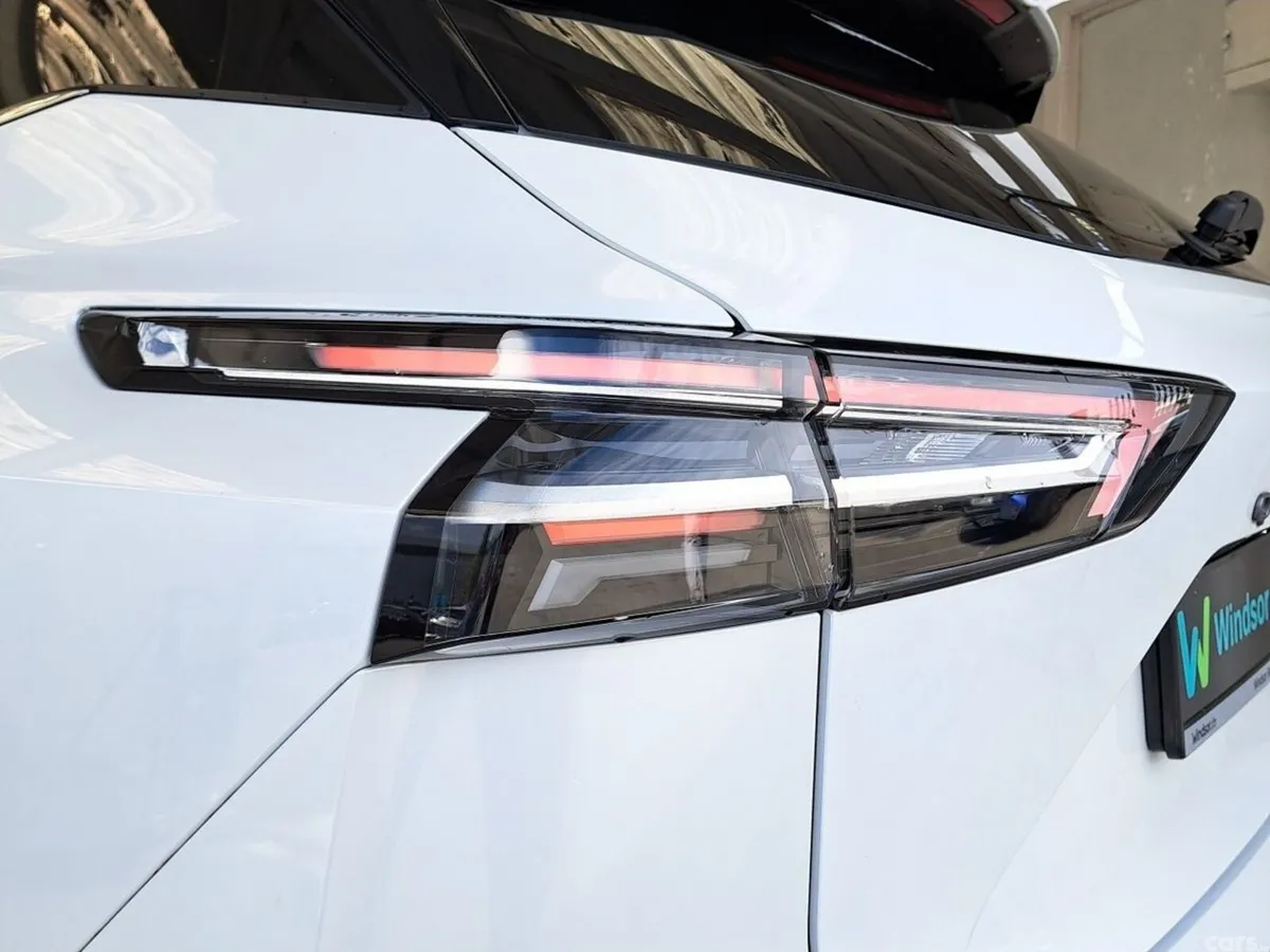 Nissan Qashqai SUV, Petrol Hybrid, 2026, White