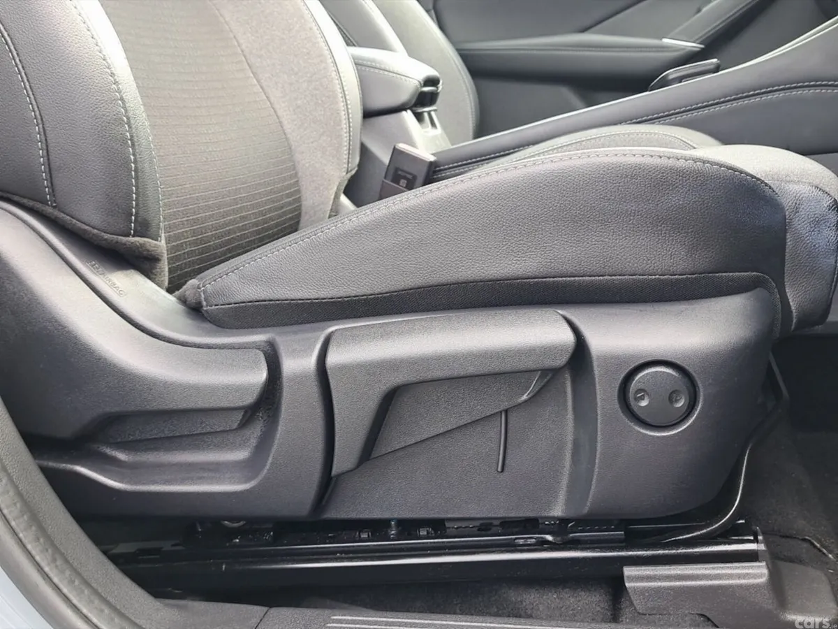 Nissan Qashqai SUV, Petrol Hybrid, 2026, Grey