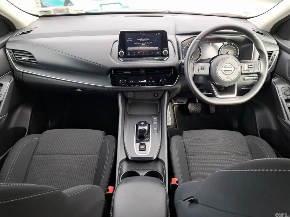 Nissan Qashqai SUV, Petrol Hybrid, 2024, Red