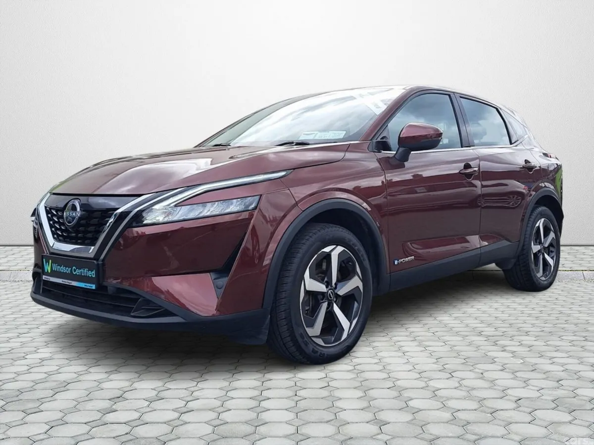 Nissan Qashqai SUV, Petrol Hybrid, 2024, Red