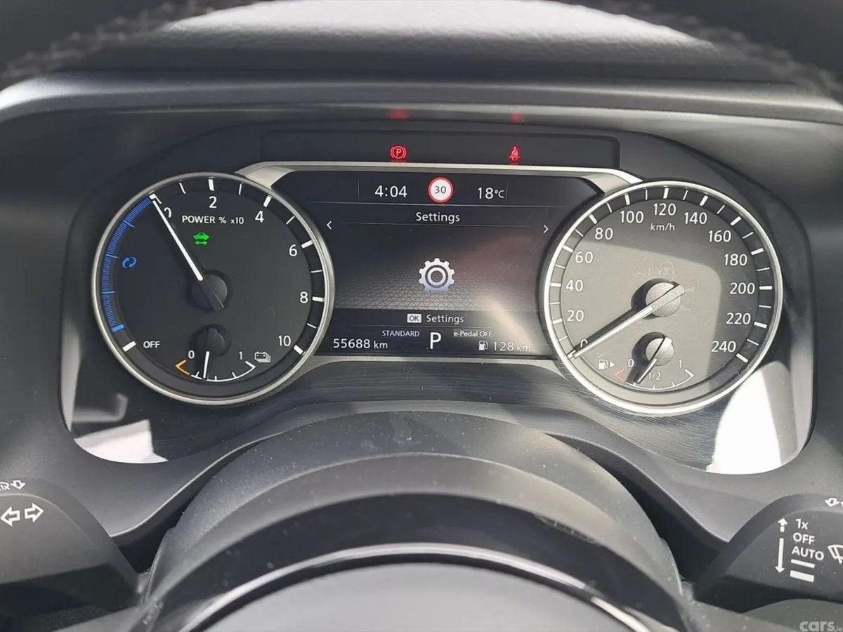 Nissan Qashqai SUV, Petrol Hybrid, 2024, Red