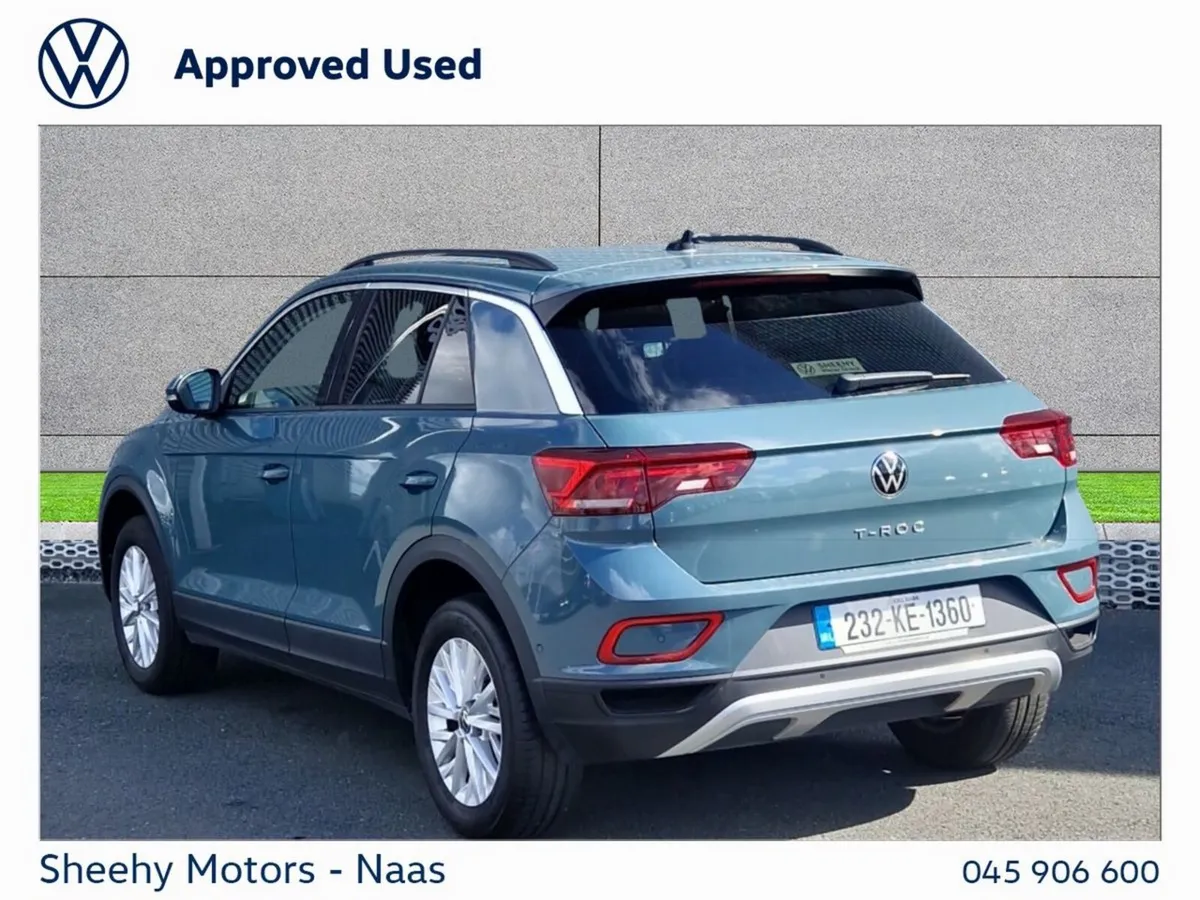 Volkswagen T-Roc SUV, Petrol, 2023, Blue