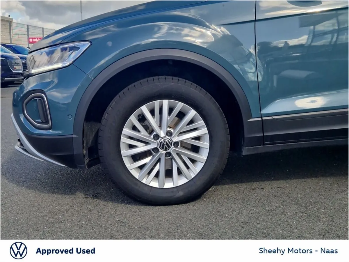 Volkswagen T-Roc SUV, Petrol, 2023, Blue