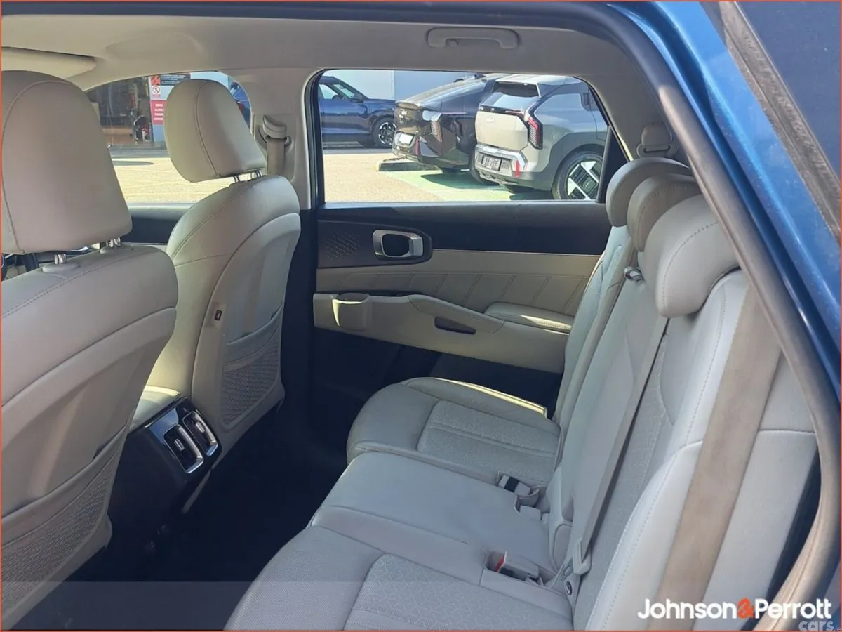 Kia Sorento SUV, Diesel, 2023, Blue
