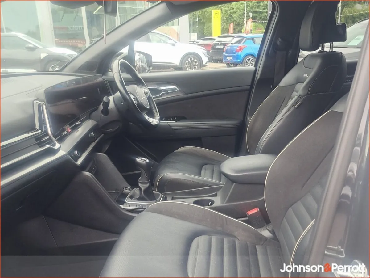 Kia Sportage SUV, Diesel Hybrid, 2024, Grey