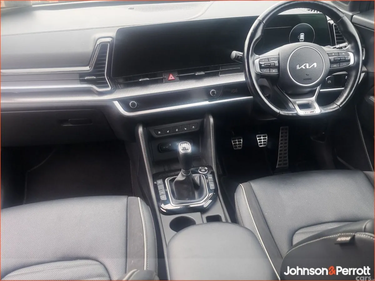 Kia Sportage SUV, Diesel Hybrid, 2024, Grey