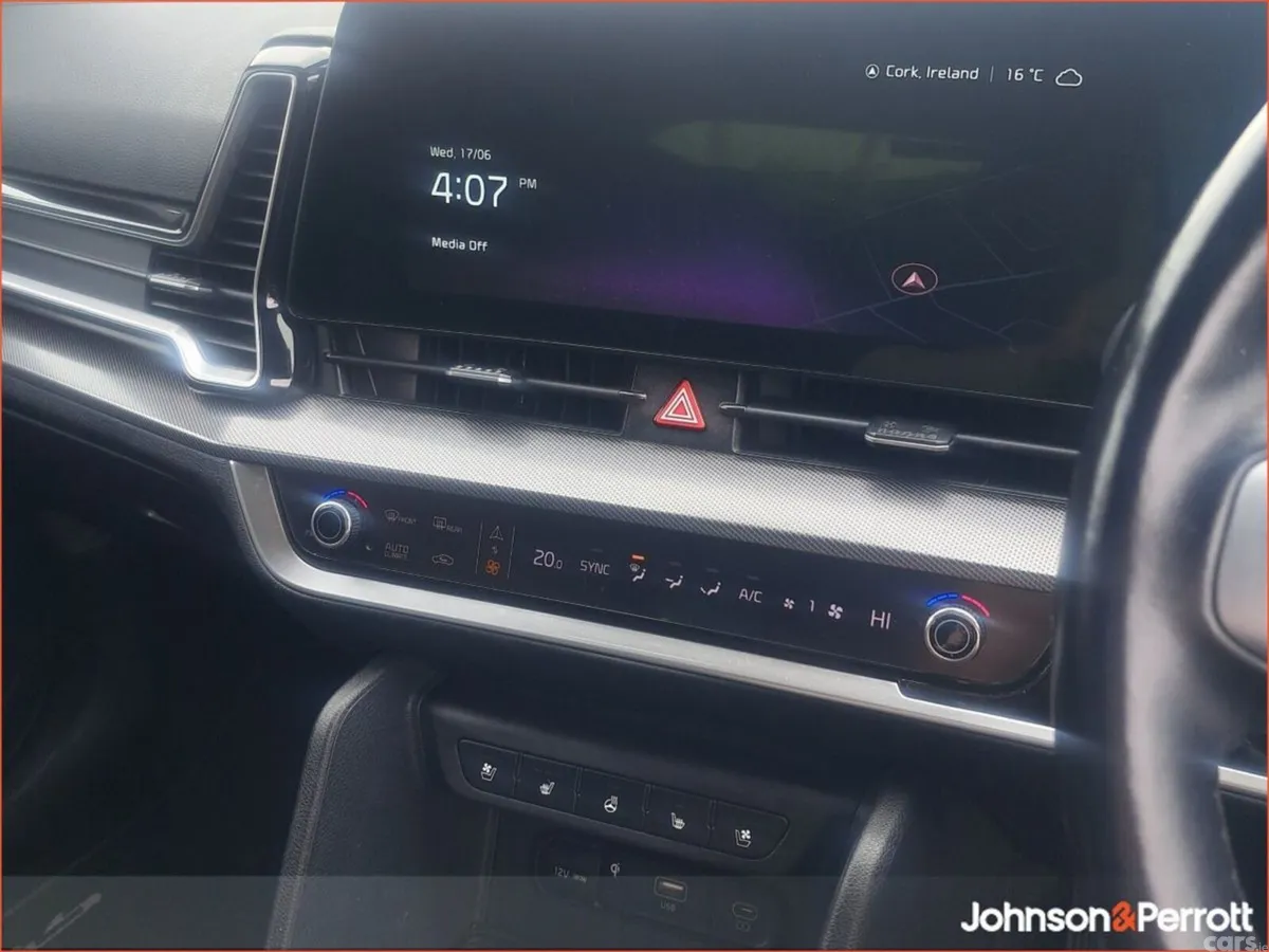 Kia Sportage SUV, Diesel Hybrid, 2024, Grey