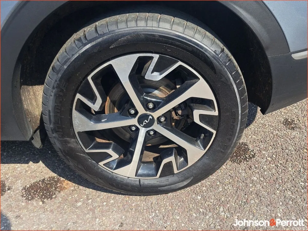 Kia Sportage SUV, Diesel Hybrid, 2023, Grey