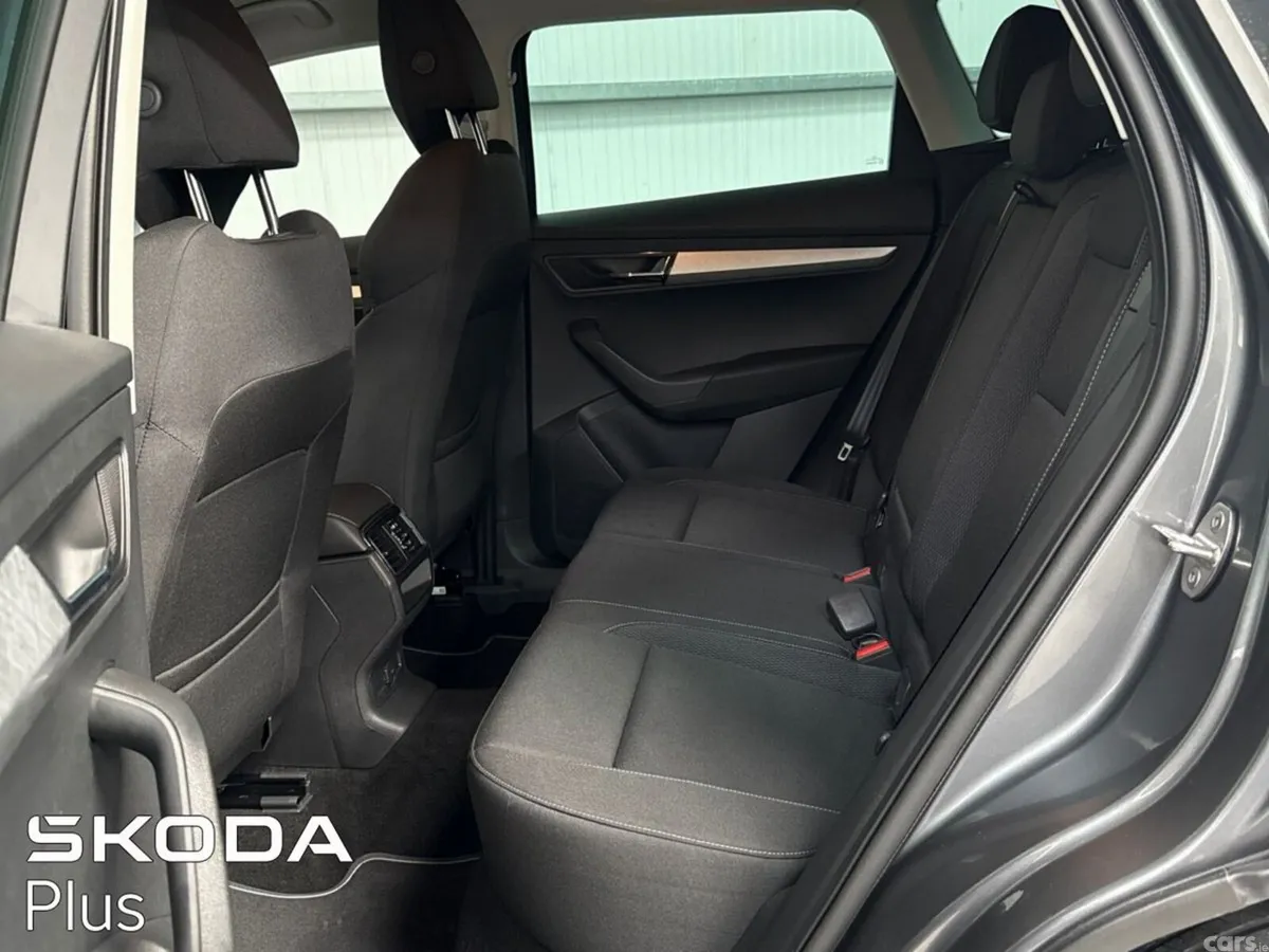 Skoda Karoq Estate, Petrol, 2026, Grey