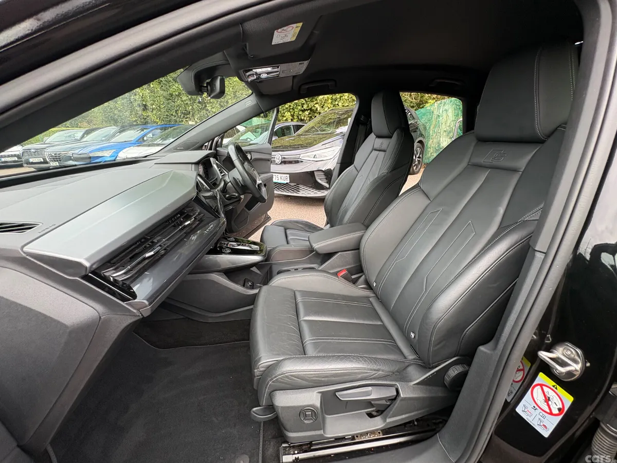 Audi Q4 e-tron SUV, Electric, 2024, Black